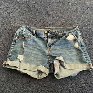 old navy boyfriend jean shorts